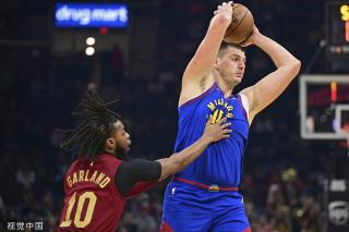 总冠军争夺 总冠军争夺