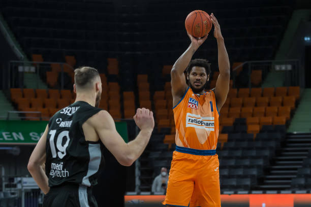 与频繁的客 与频繁的客