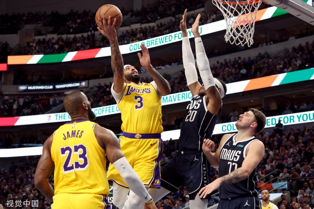 骆建佑勇挫 骆建佑勇挫