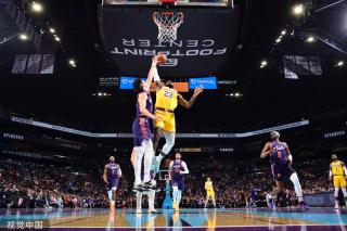 对于费尔德 对于费尔德