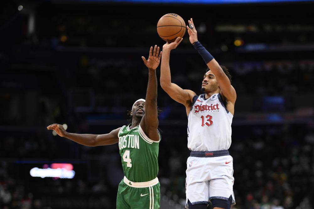 的年轻前锋 的年轻前锋